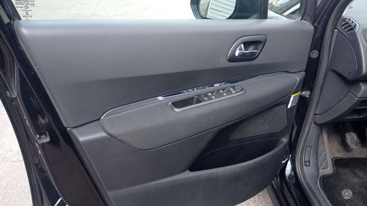 Peugeot 3008 2015 — photo 13