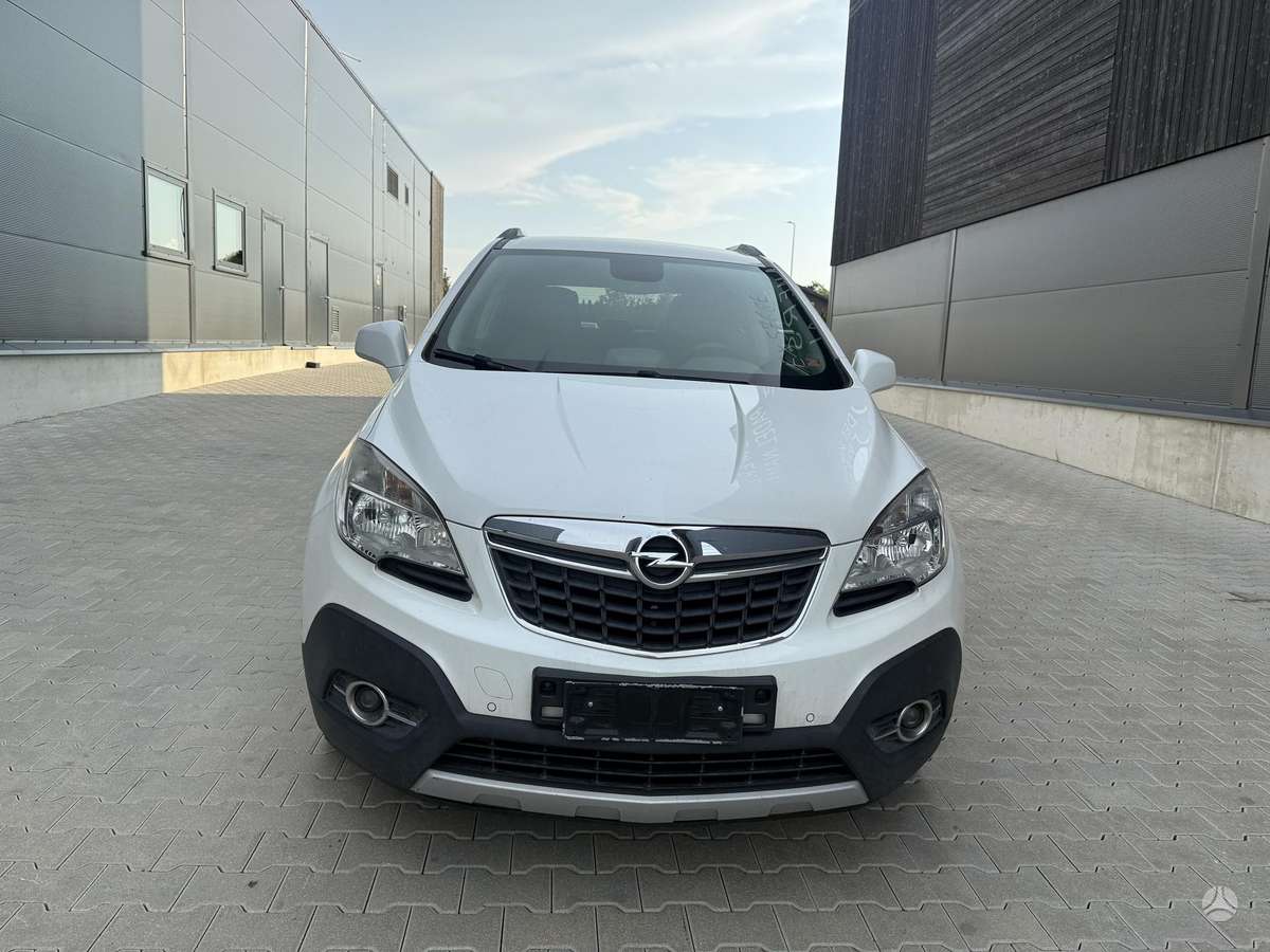 Opel Mokka 2014 — rear view