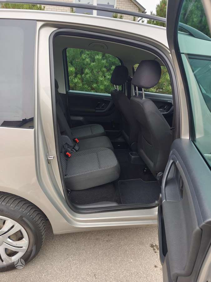 Skoda Roomster 2010 — photo 10