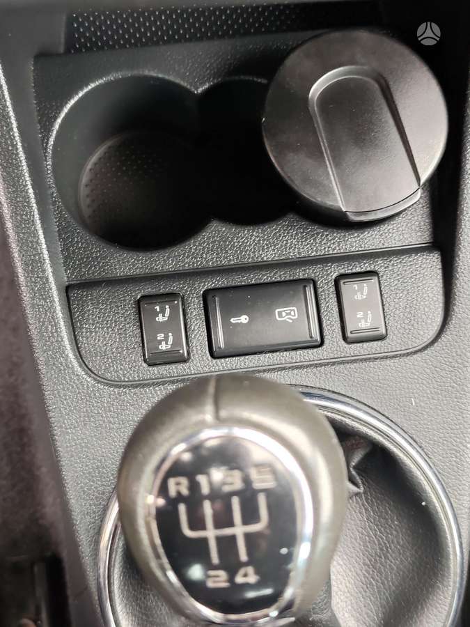 Skoda Roomster 2010 — photo 14