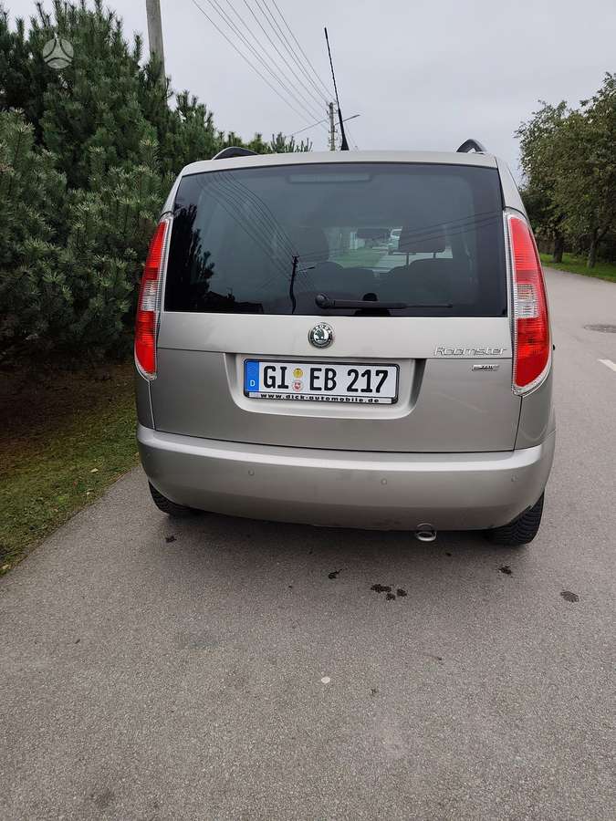 Skoda Roomster 2010 — photo 6