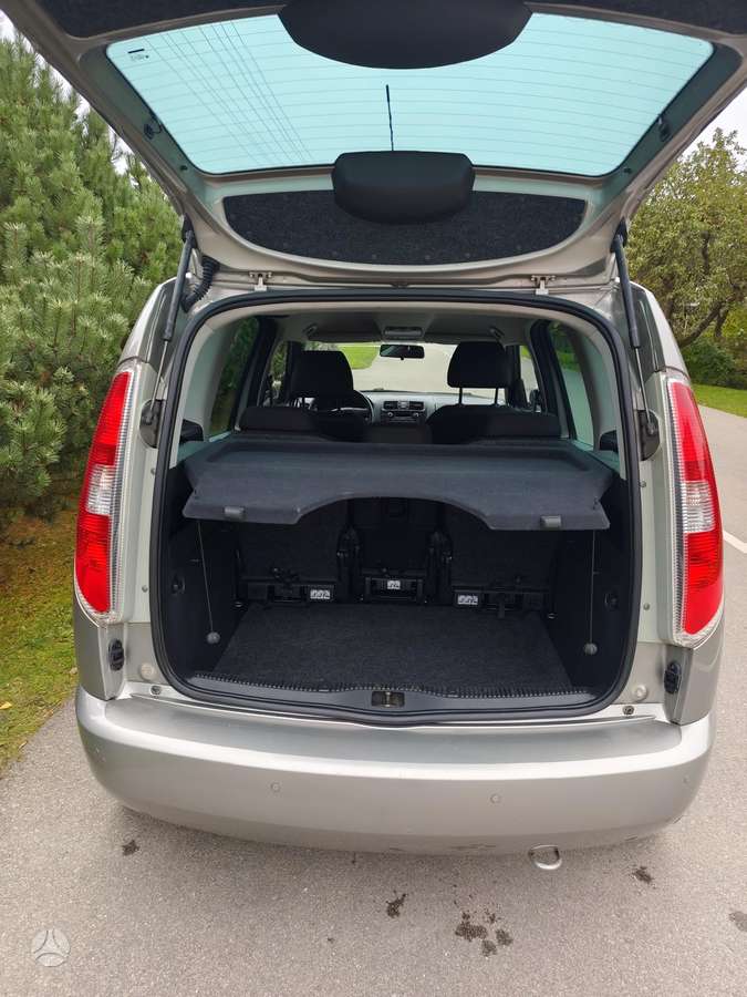 Skoda Roomster 2010 — photo 7