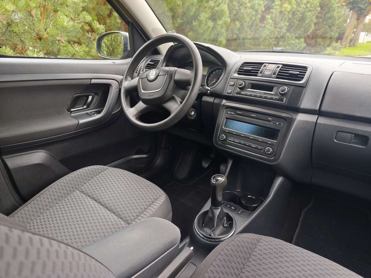 Skoda Roomster 2010 — photo 9