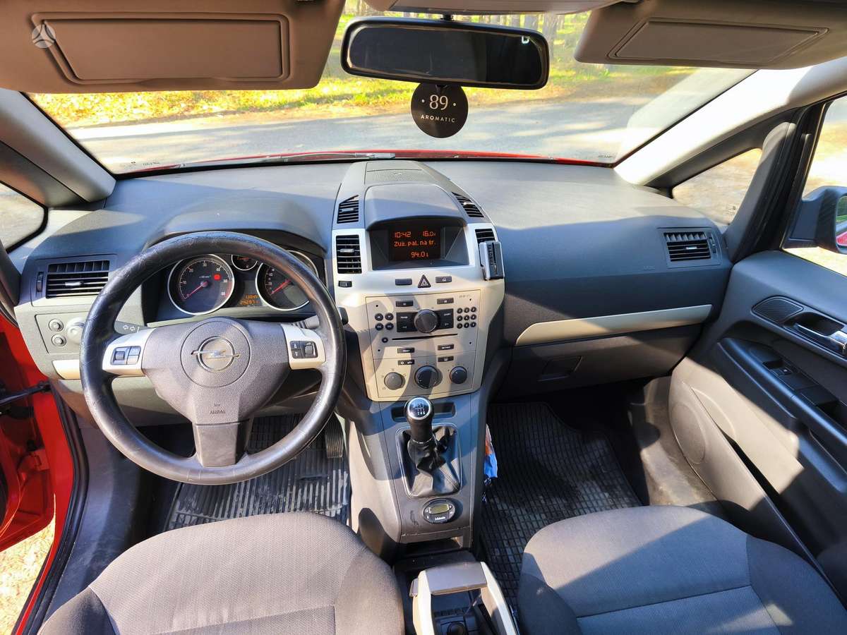 Opel Zafira 2008 — photo 10