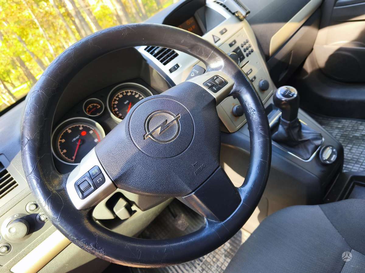Opel Zafira 2008 — photo 8