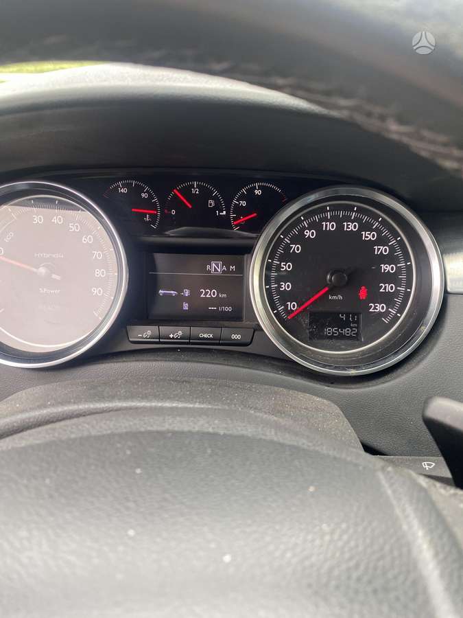 Peugeot 508 2012 — photo 7