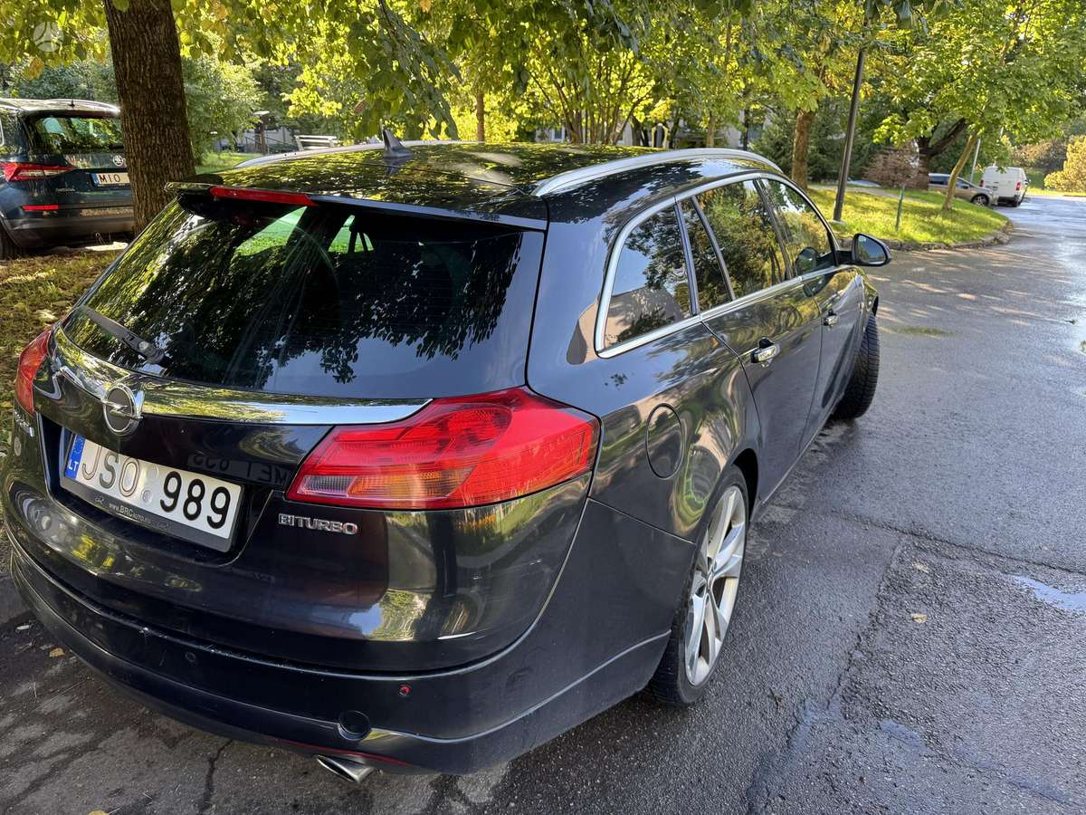 Opel Insignia 2012 — photo 12