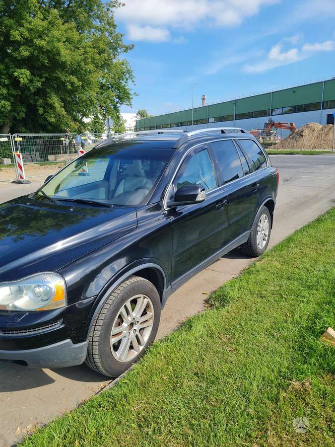 Volvo XC90 2011 — engine 3200 cm³, 238 HP (175kW)