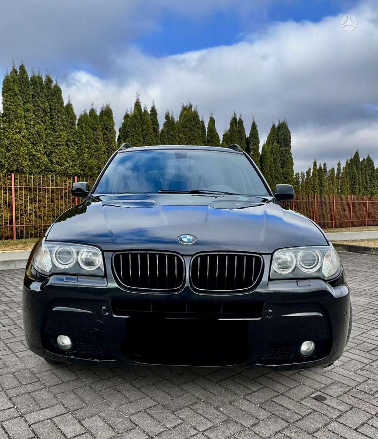 BMW X3 2008 — салон