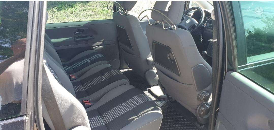 Volkswagen Sharan 2010 — фото 8