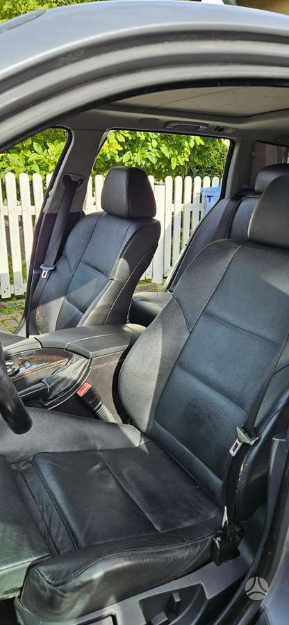 BMW 530 2004 — photo 10