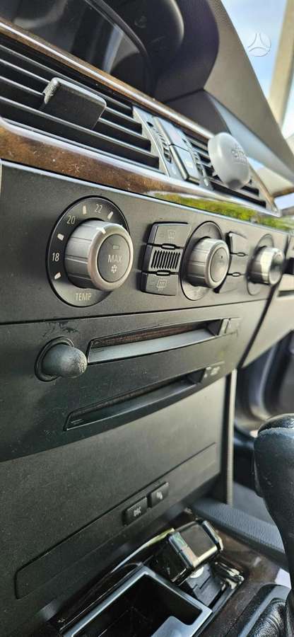 BMW 530 2004 — photo 8