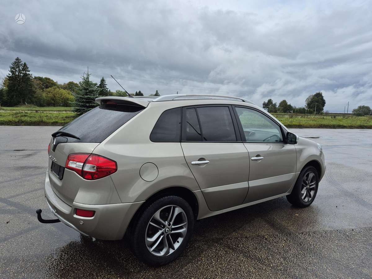Renault Koleos 2012 — photo 13
