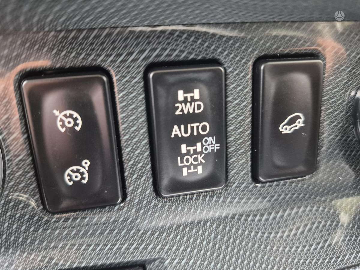 Renault Koleos 2012 — photo 18