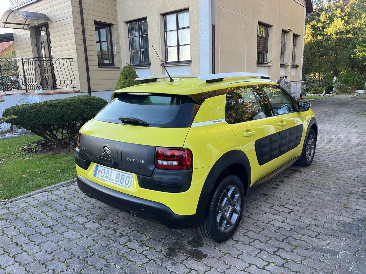 Citroen C4 2015 — engine 82 HP (60kW)