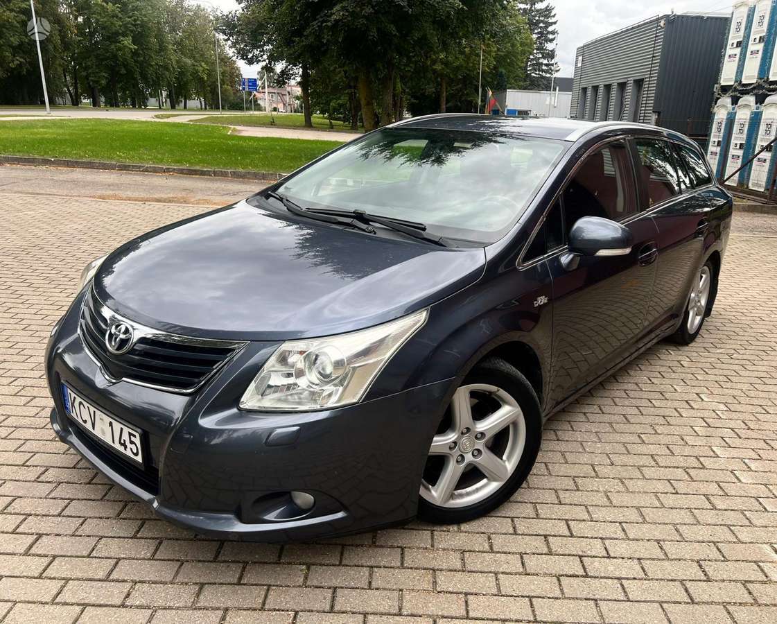 Toyota Avensis, 2009
