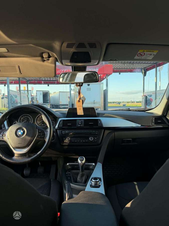 BMW 316 2014 — photo 7
