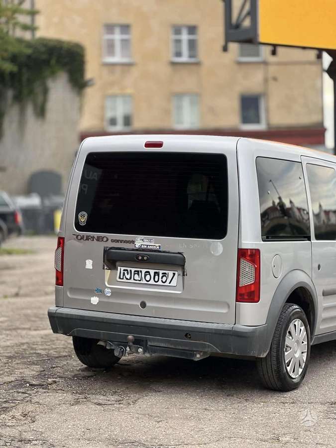 Ford Tourneo 2010 — photo 7