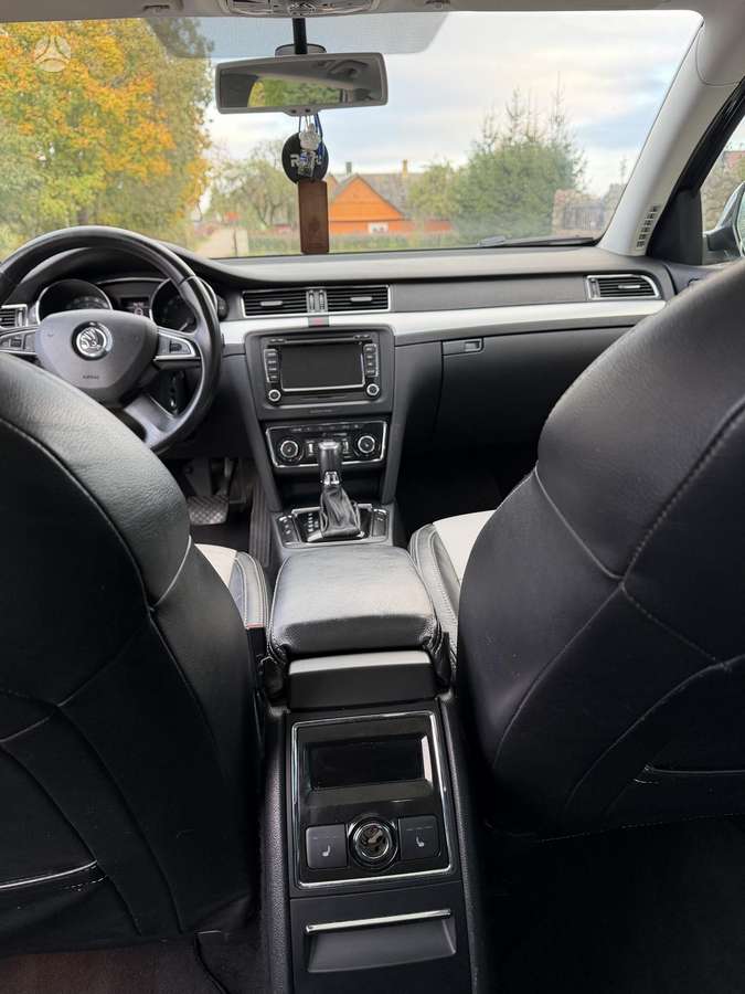 Skoda Superb 2014 — photo 11