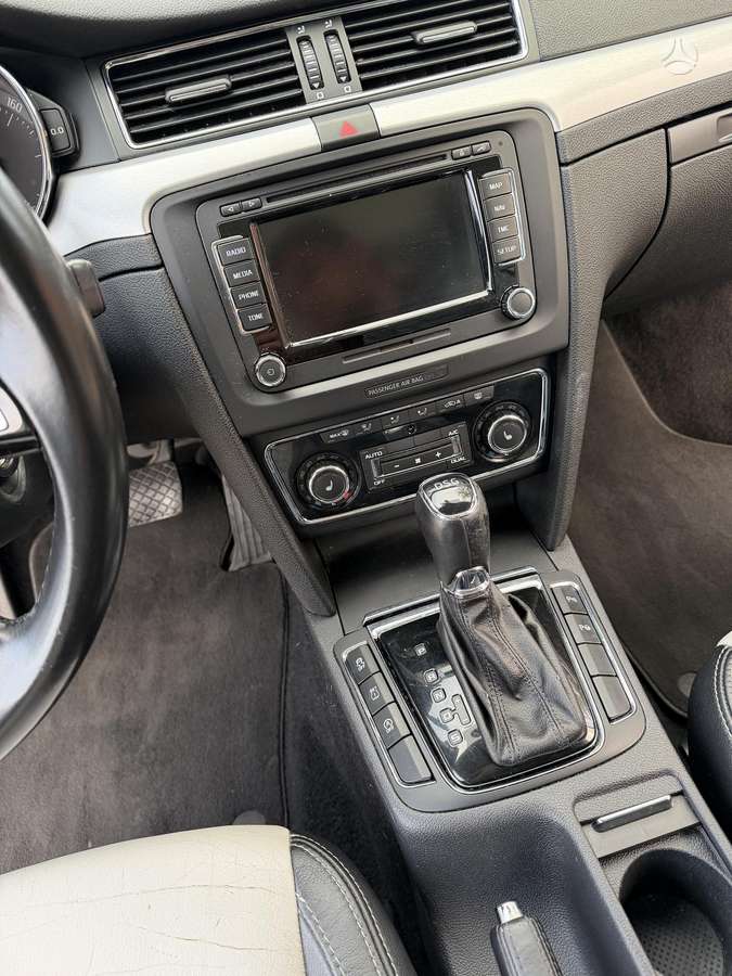Skoda Superb 2014 — photo 12