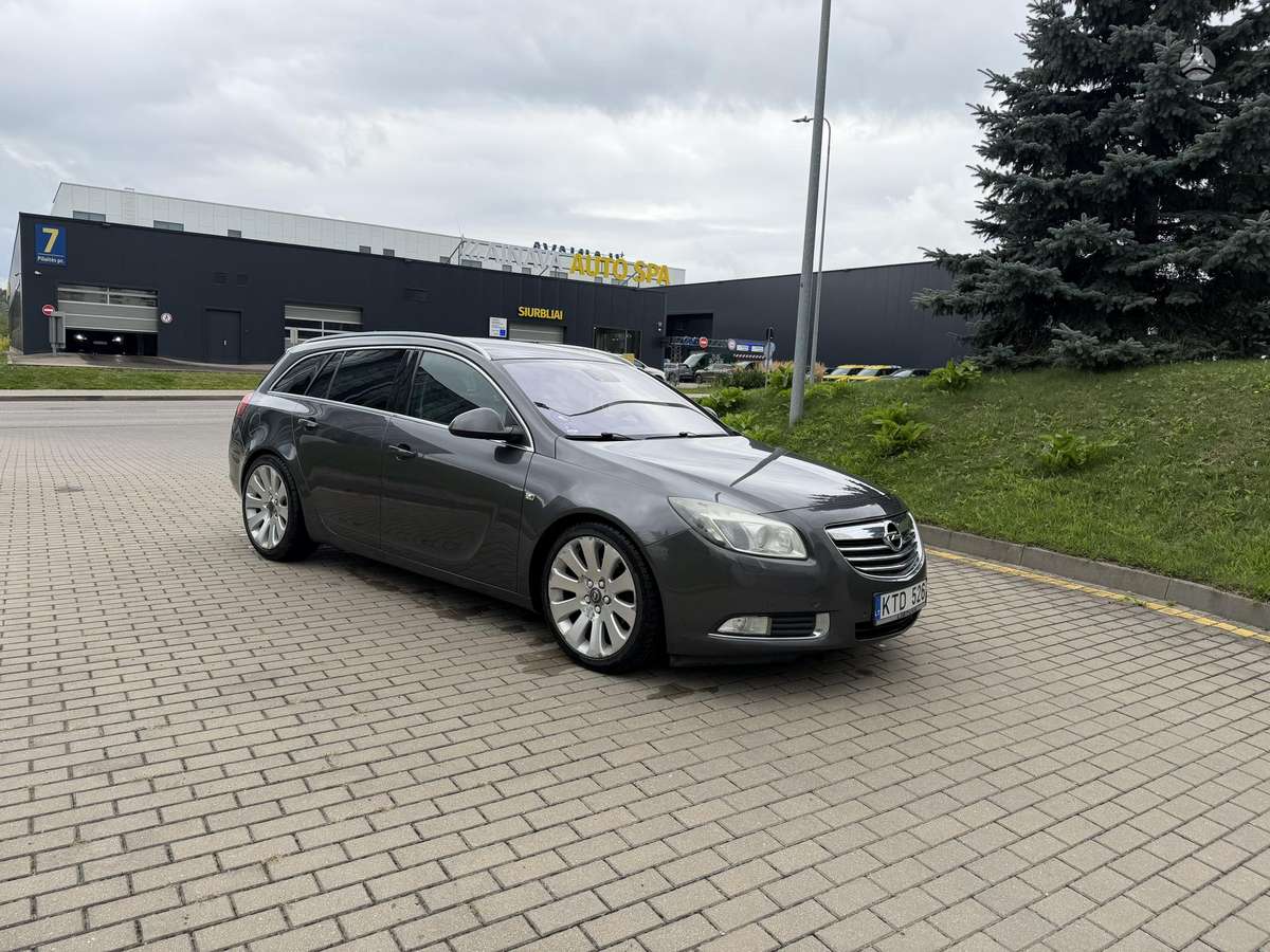 Opel Insignia 2009 — photo 15