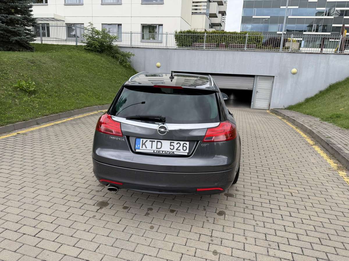 Opel Insignia 2009 — photo 6