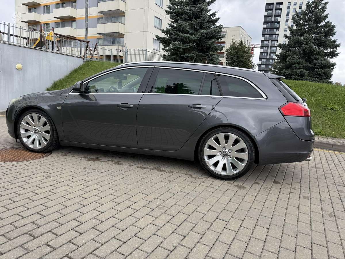 Opel Insignia 2009 — photo 7