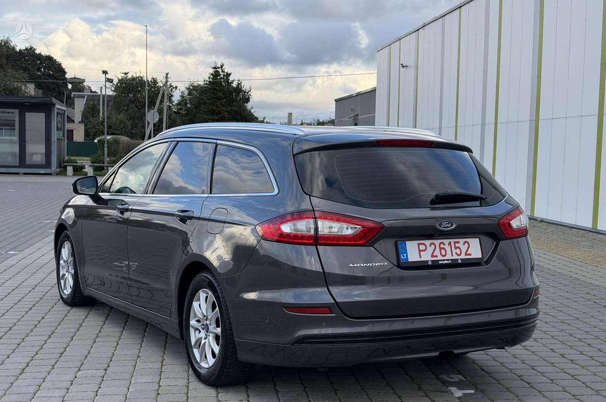 Ford Mondeo 2015 — фото 10