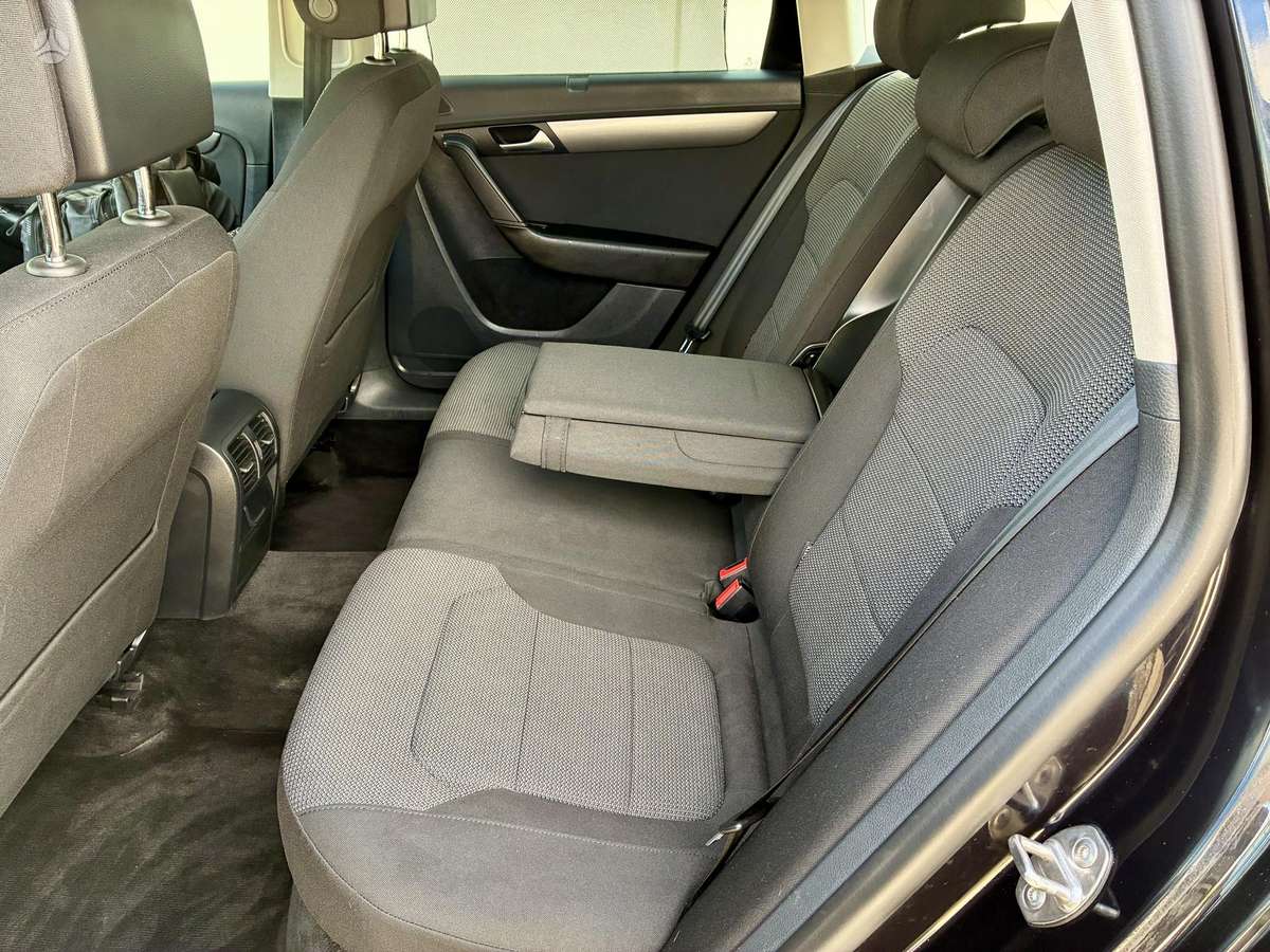 Volkswagen Passat 2014 — photo 13