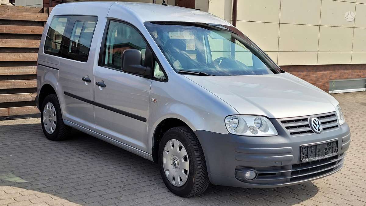 Volkswagen Caddy 2010 — interior