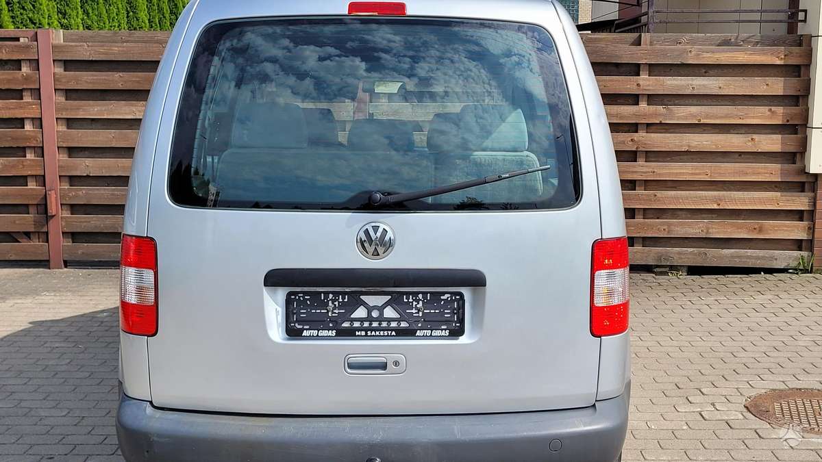 Volkswagen Caddy 2010 — photo 5