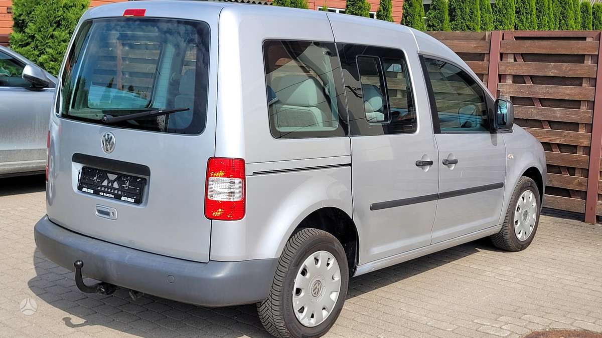 Volkswagen Caddy 2010 — photo 6