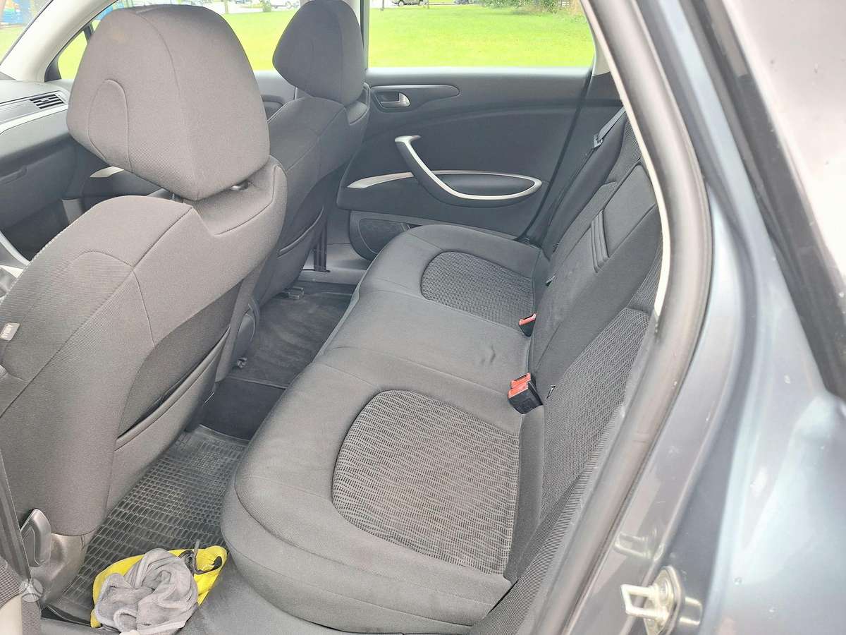 Citroen C5 2012 — photo 14