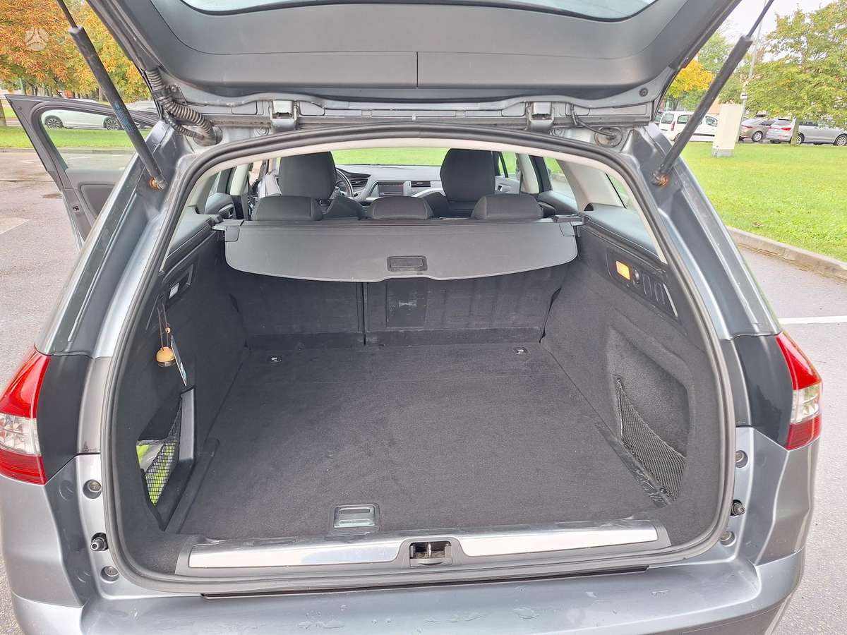 Citroen C5 2012 — photo 17