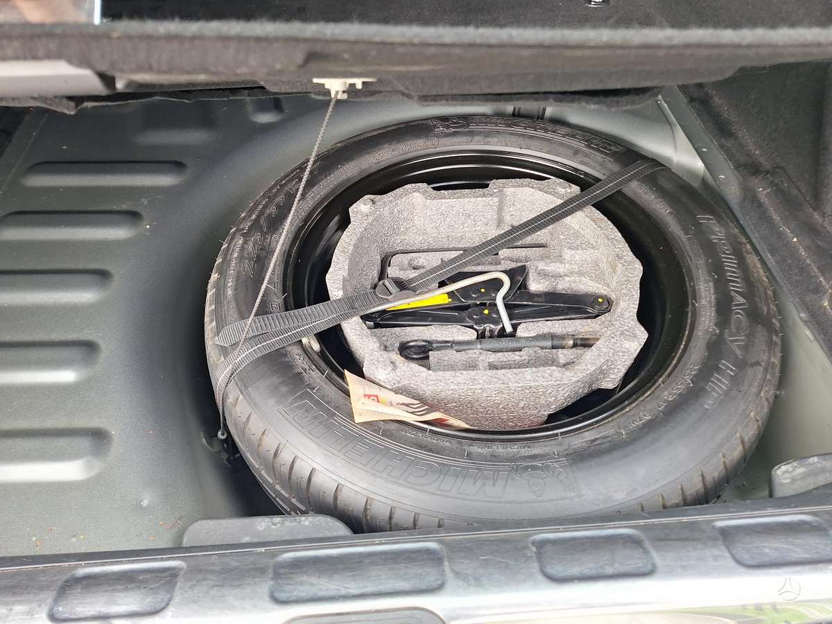 Citroen C5 2012 — photo 18