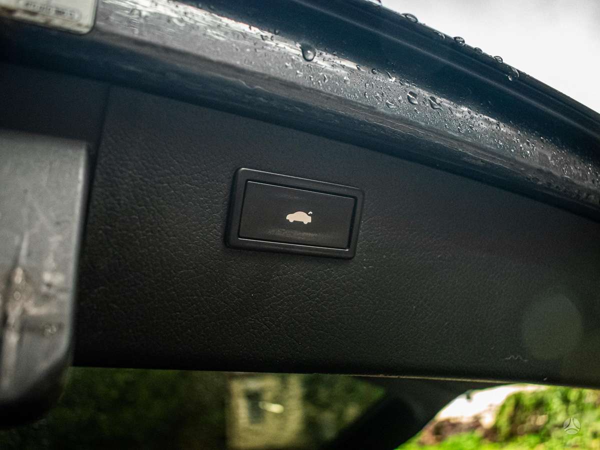 Audi A6 2009 — photo 20