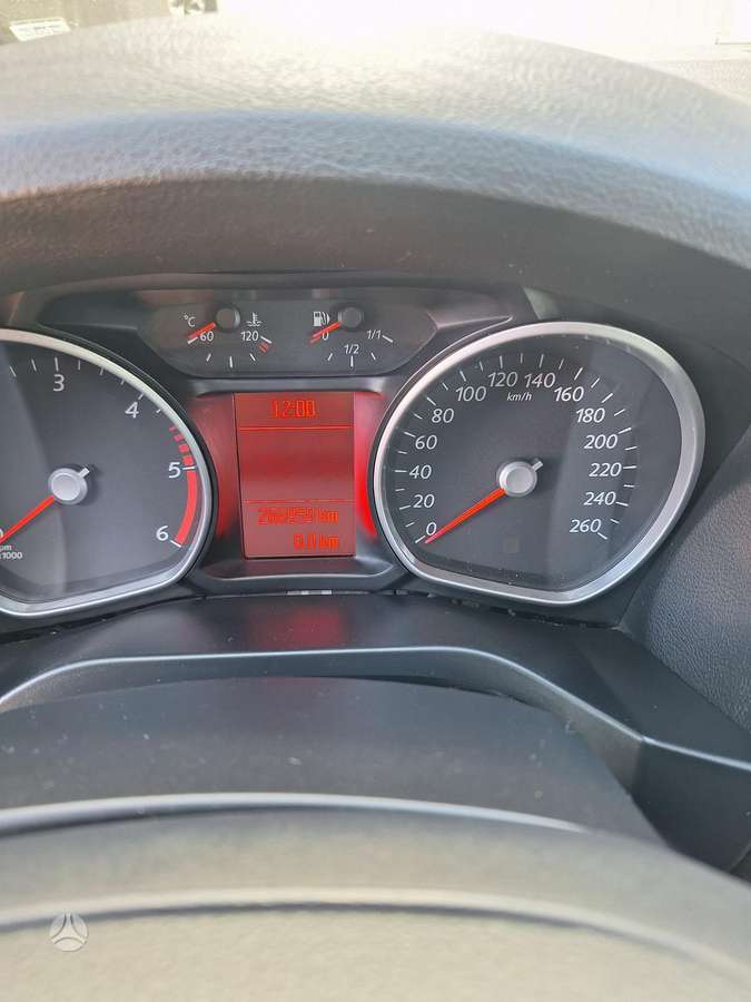 Ford S-MAX 2013 — photo 16