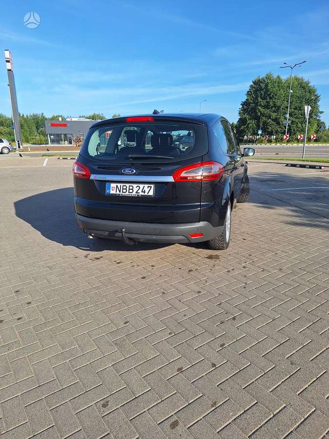 Ford S-MAX 2013 — engine 2000 cm³, 140 HP (103kW)