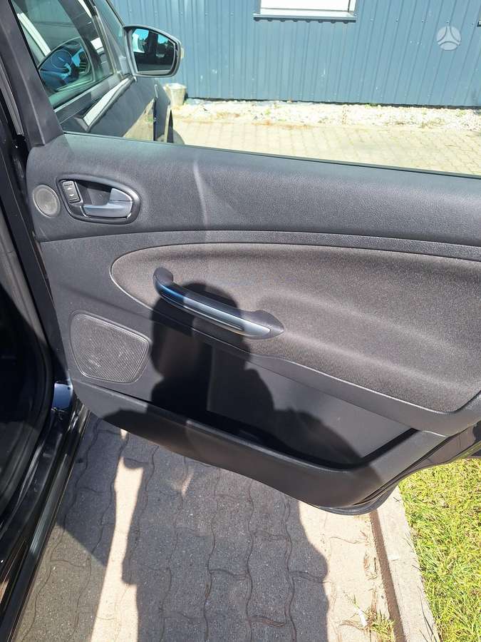 Ford S-MAX 2013 — photo 7