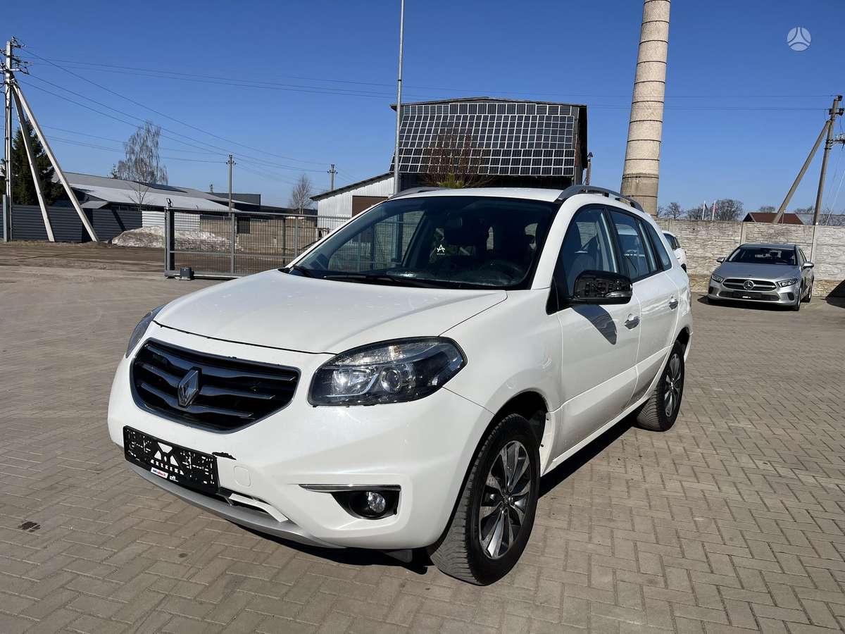 Renault Koleos 2013 — салон