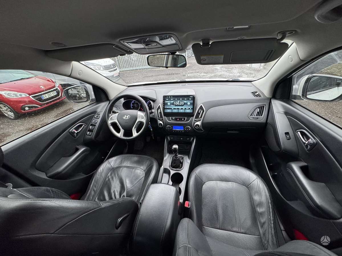 Hyundai ix35 2012 — photo 11