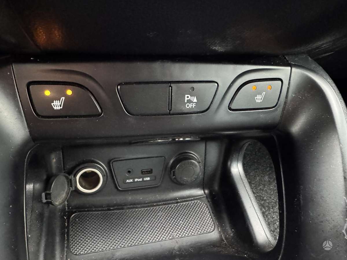 Hyundai ix35 2012 — photo 14