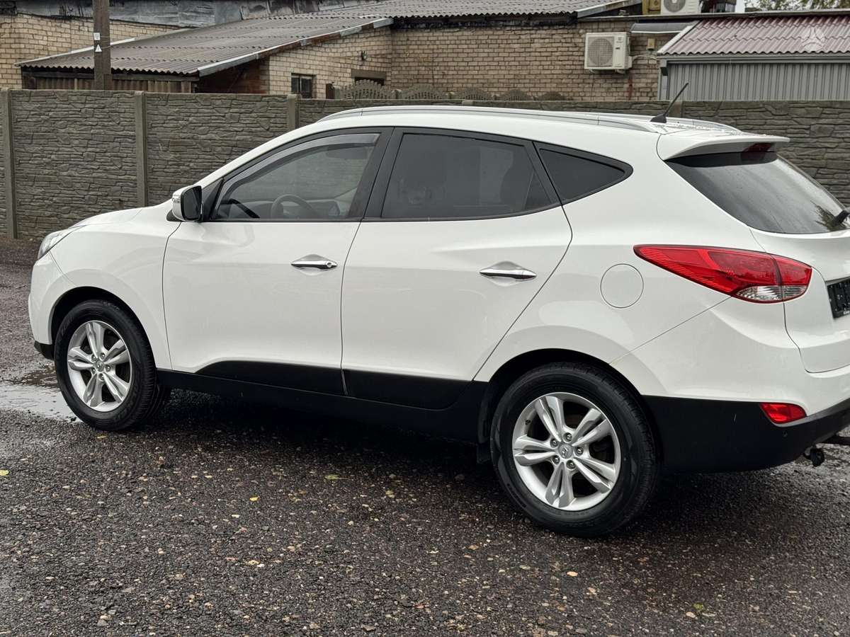 Hyundai ix35 2012 — photo 7