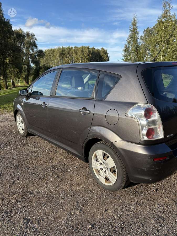 Toyota Corolla 2007 — rear view