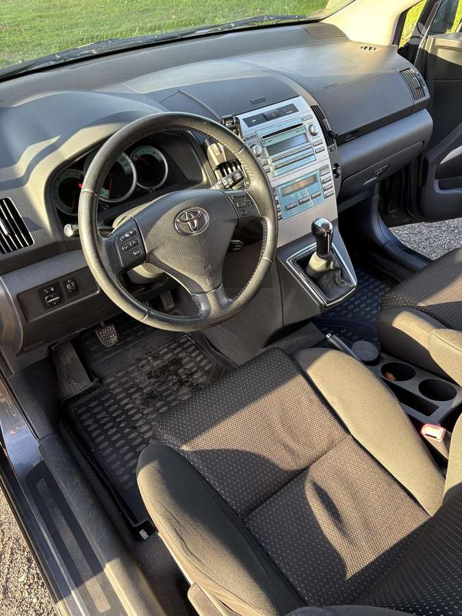 Toyota Corolla 2007 — photo 29