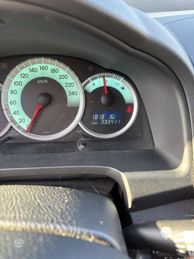 Toyota Corolla 2007 — photo 31