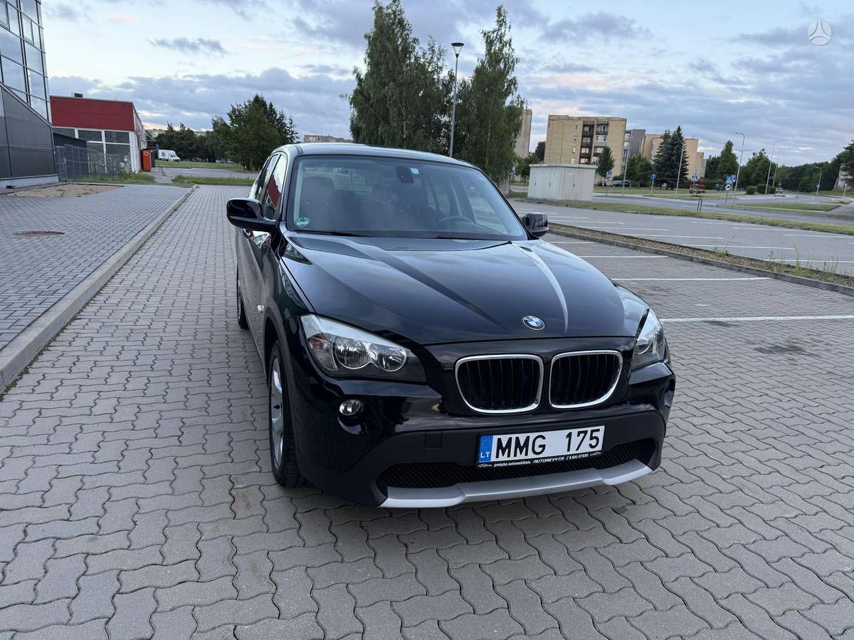 BMW X1 2011 — photo 12