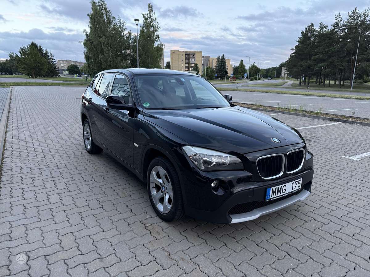BMW X1 2011 — photo 5