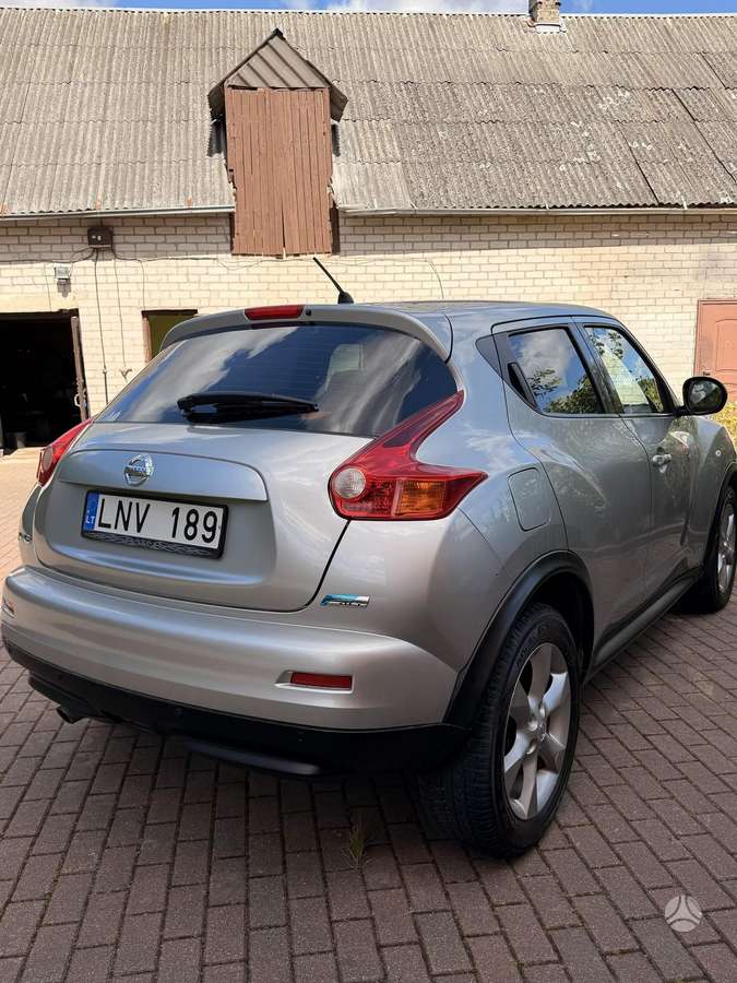 Nissan Juke 2011 — engine 1461 cm³, 110 HP (81kW)