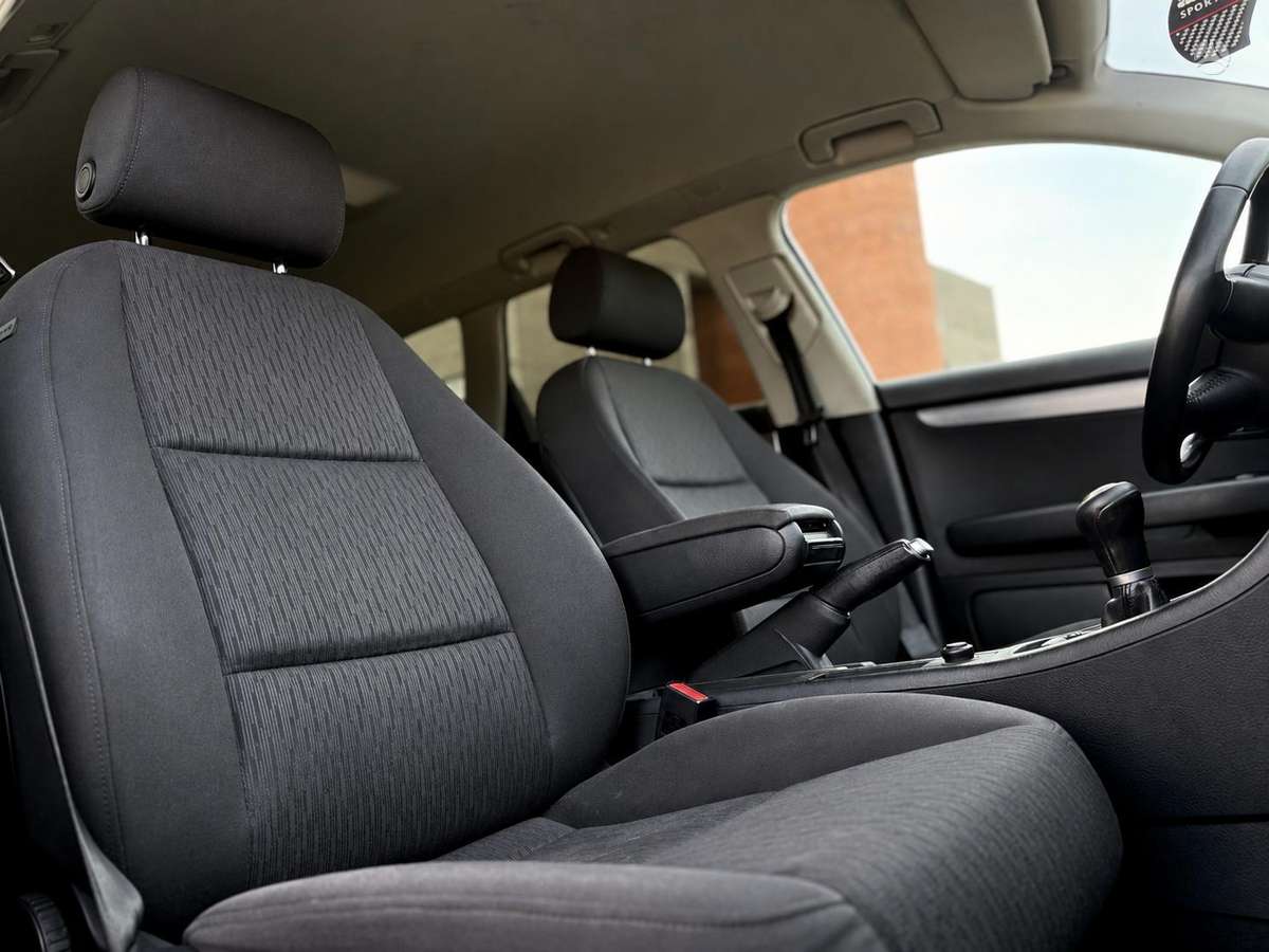 Audi A4 2008 — photo 22